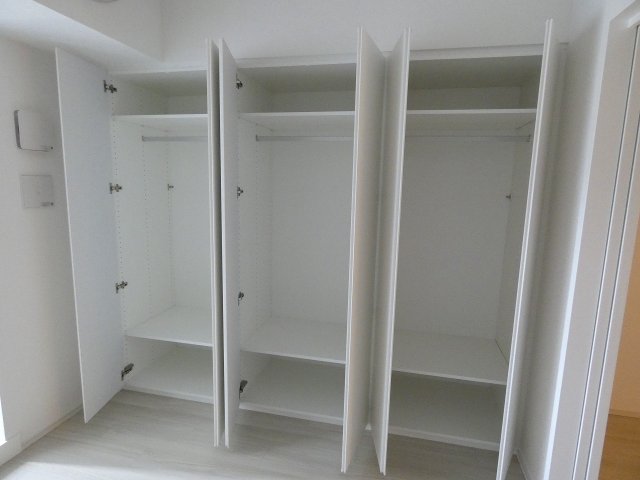 収納　クローゼット※別部屋参考写真
