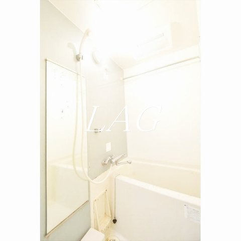 バス・シャワールーム　お風呂です。