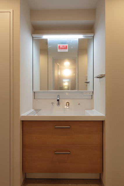 洗面設備　※写真は同タイプ住戸です。