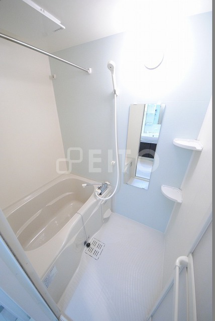 バス・シャワールーム　１０３号室