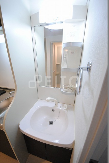 洗面設備　１０３号室