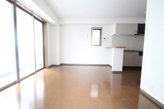 居室・リビング　※別室の参考写真の為、現況優先です。