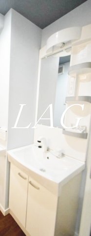 洗面設備　独立洗面台です。