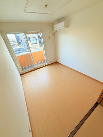 居室・リビング　反転タイプ