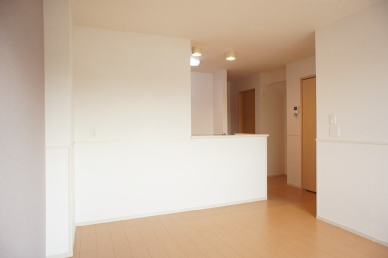 居室・リビング　図面と現状に相違がある場合には現状を優先