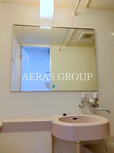 洗面設備　同仕様