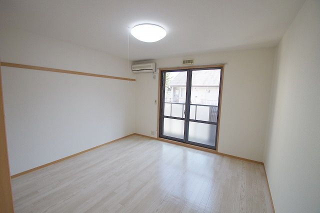 居室・リビング　★日当たり良好です★