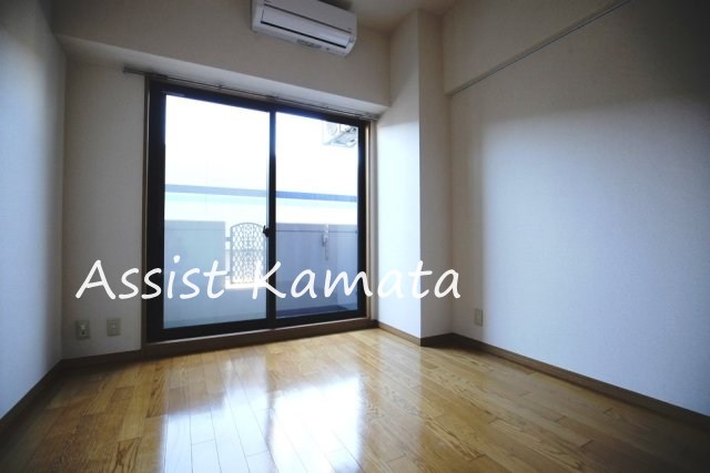 バルコニー　写真は同タイプの別号室です