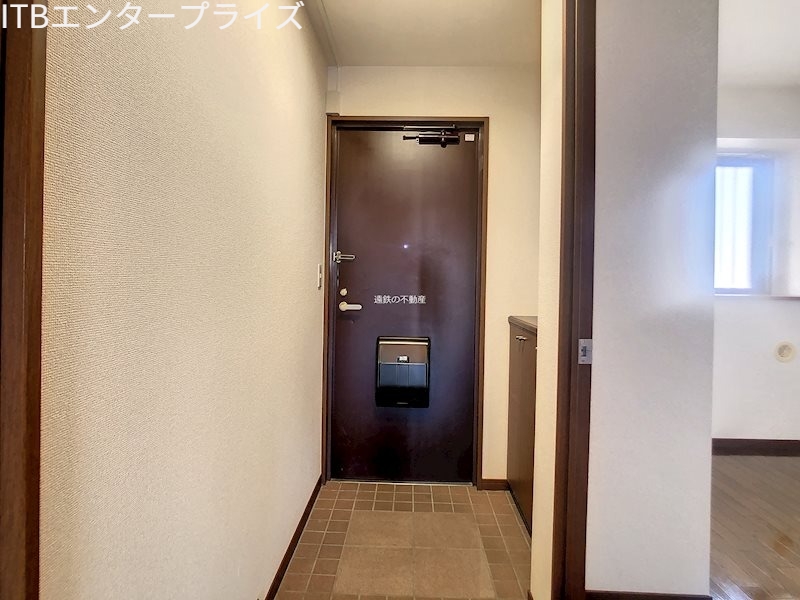 ベルジュ成子坂の玄関写真