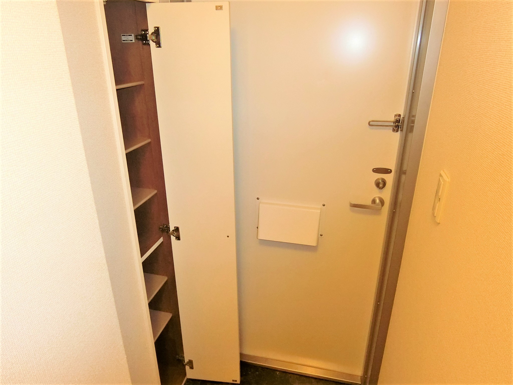 玄関　シューズボックスを完備です☆