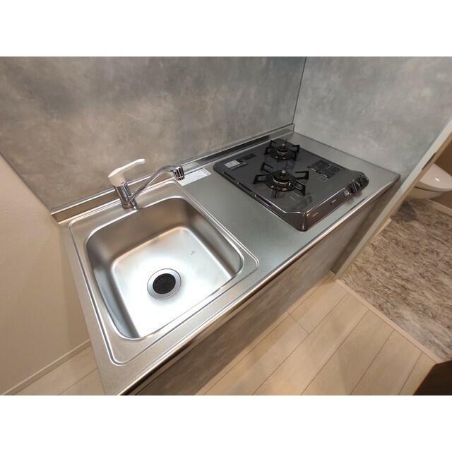 キッチン　2口コンロ設置済み?