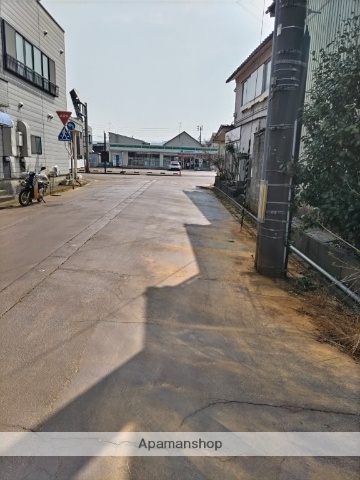 その他　前面道路（その他）まで0m