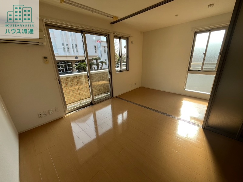 居室・リビング　※別号室の写真