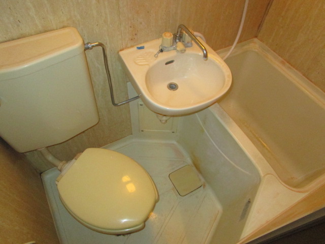 バス・シャワールーム