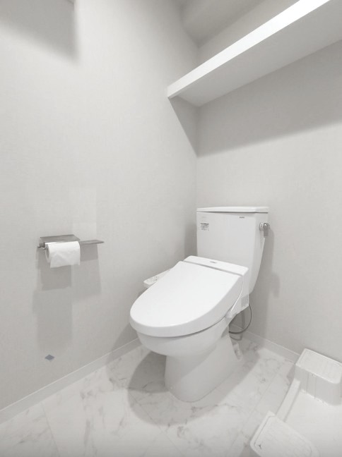 トイレ　トイレ