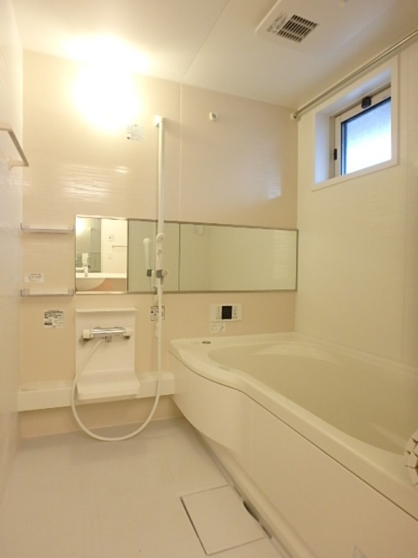 バス・シャワールーム　図面と現状に相違がある場合には現状を優先