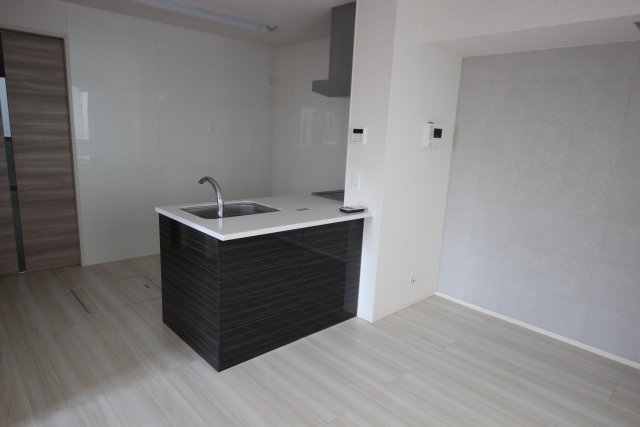 居室・リビング　同物件別号室の写真です。