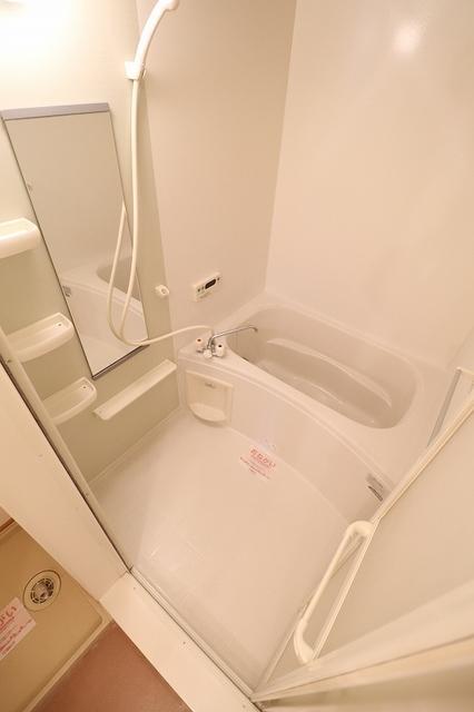 バス・シャワールーム　バスルーム