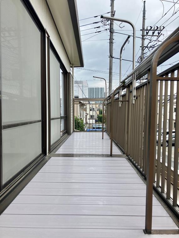 バルコニー　バルコニーがあります