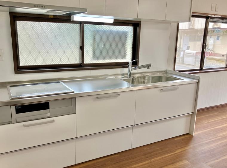 キッチン　きれいなキッチンです