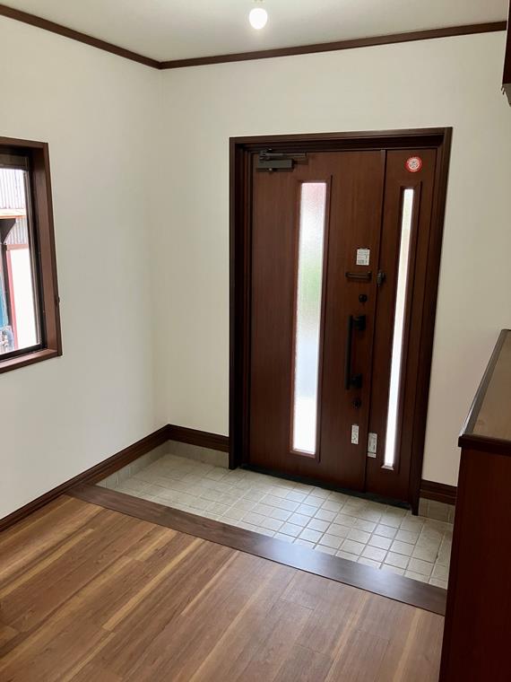 玄関　シンプルで使いやすい玄関です