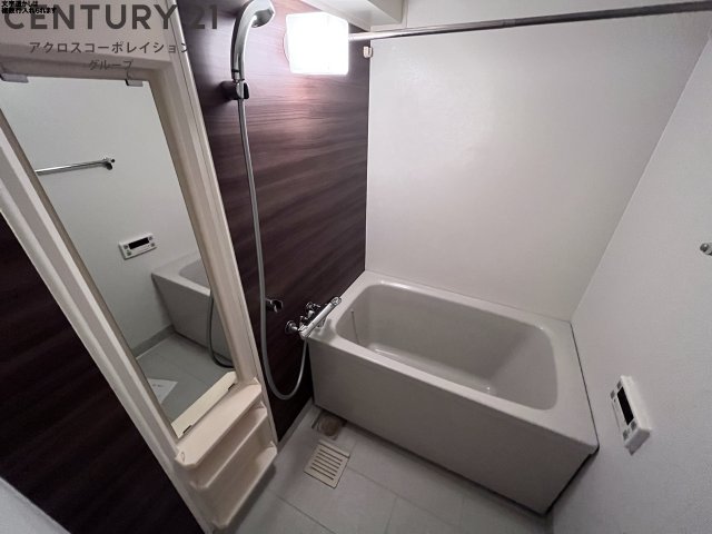 バス・シャワールーム　追い炊き機能付きバスでおすすめ！