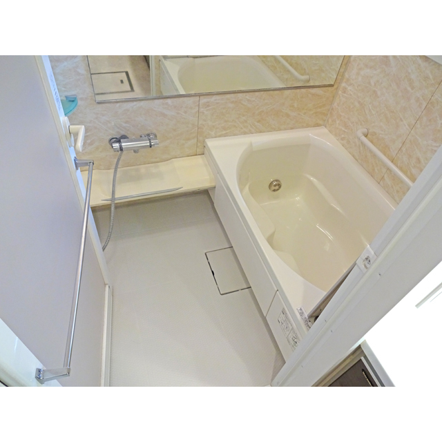 バス・シャワールーム　バス