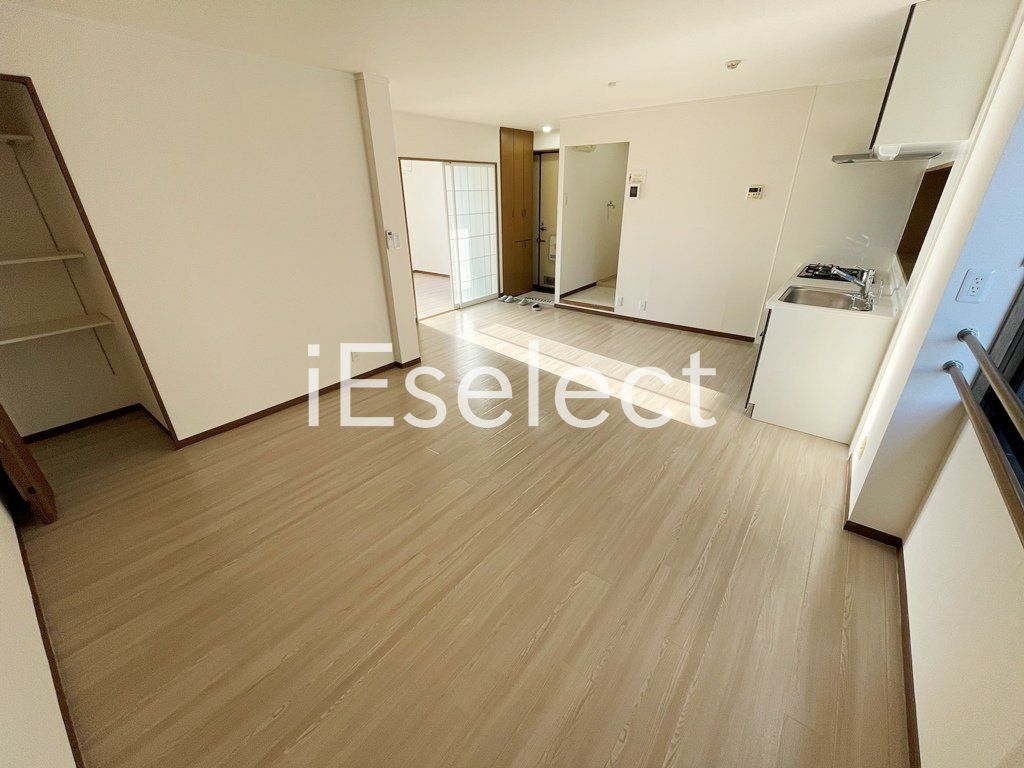 居室・リビング　明るくキレイなリビングルーム♪