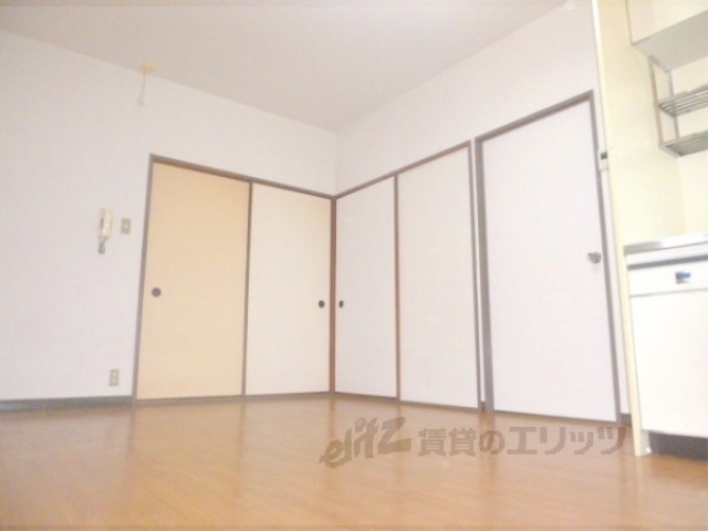 居室・リビング　リビング