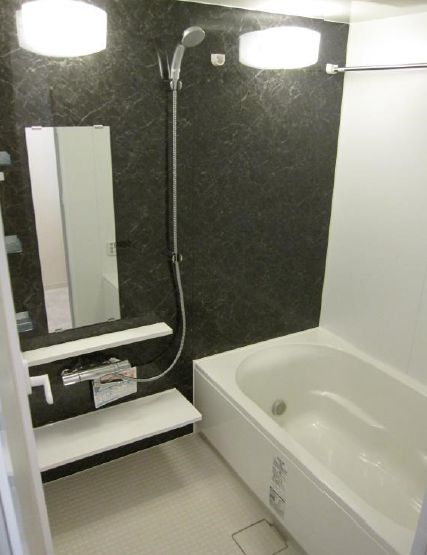 バス・シャワールーム　★ゆったり浸かれる浴槽★