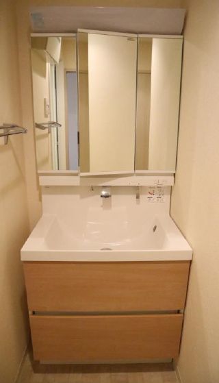 洗面設備　★収納付き、独立洗面台★