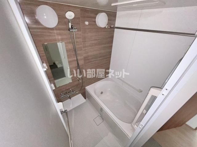 バス・シャワールーム