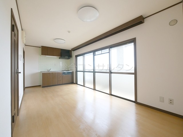 居室・リビング　同間取りタイプ画像