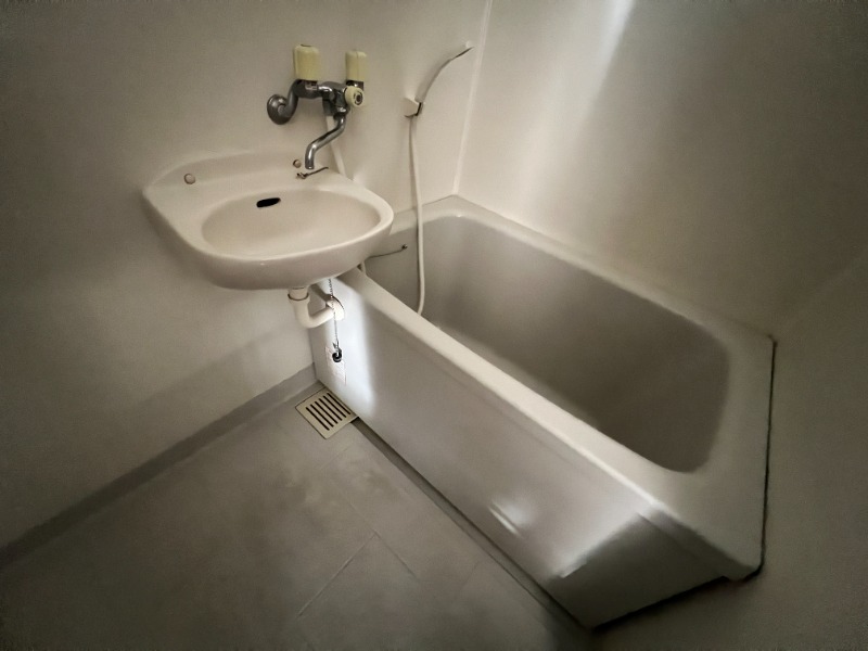 バス・シャワールーム　別号室イメージ