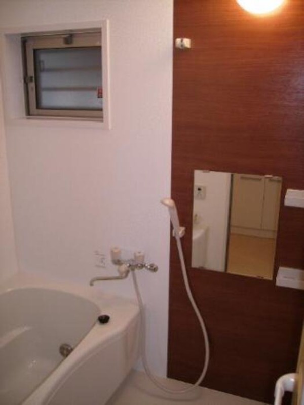 バス・シャワールーム　図面と現状に相違がある場合には現状を優先