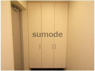 玄関　写真は別部屋