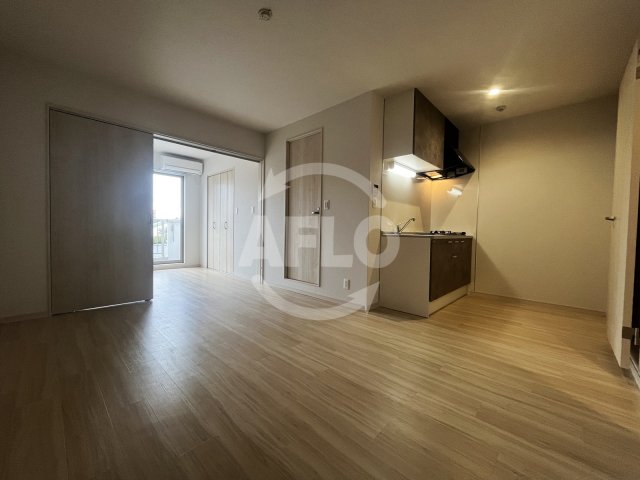 居室・リビング　アルカンシェルコート緑橋　リビング