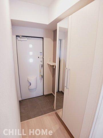 玄関　当社、チルホームのHPもご覧ください(^^)/物件情報多数♪