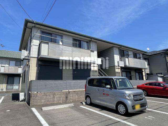 建物外観　人気の積水ハウス中階段タイプ