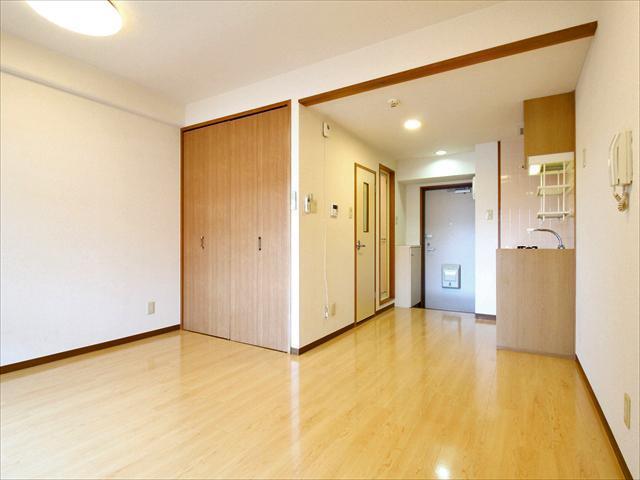 居室・リビング　松山市山越　グランアルブル山越II　リビング