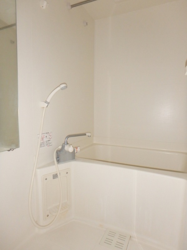 バス・シャワールーム　図面と現状に相違がある場合には現状を優先