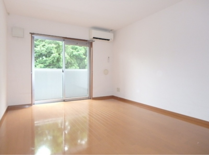 居室・リビング　図面と現状に相違がある場合には現状を優先