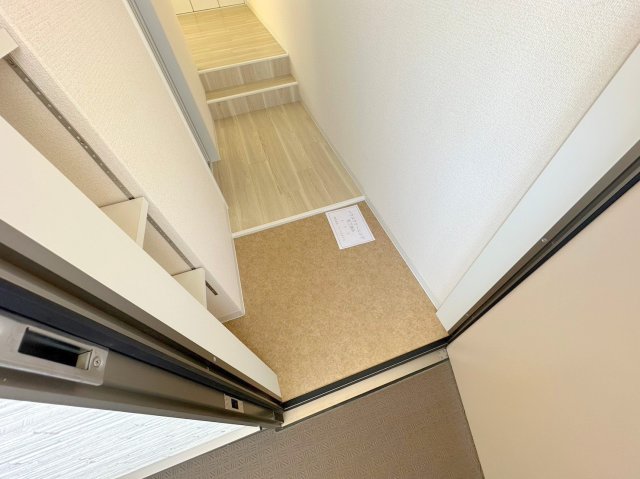 玄関　素敵な玄関は毎朝あなたを元気に送りだしてくれますよ。