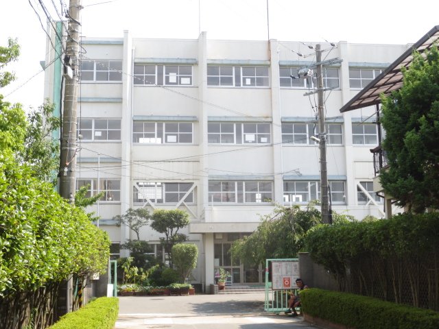 小学校　寝屋川市立田井小学校（小学校）まで655m