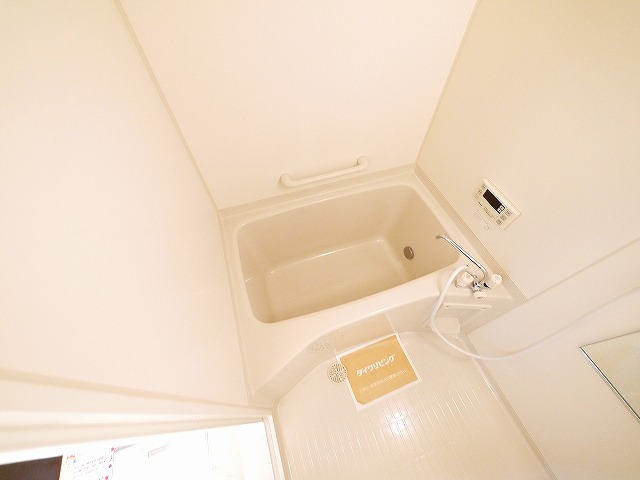 バス・シャワールーム　お風呂で日々の疲れを落としましょう