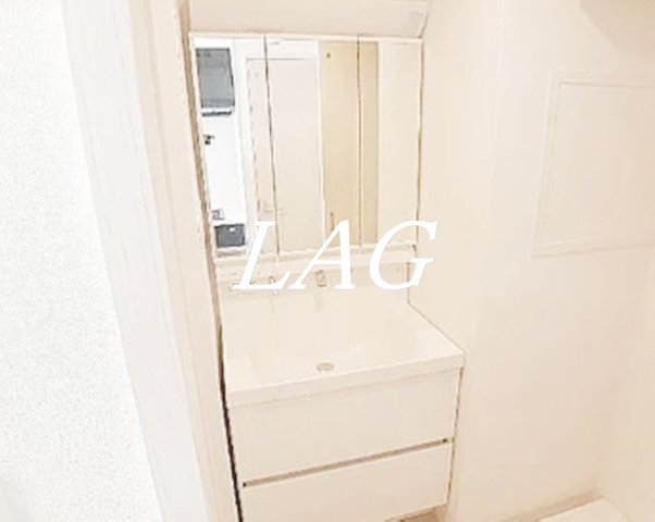 洗面設備　独立洗面台です。