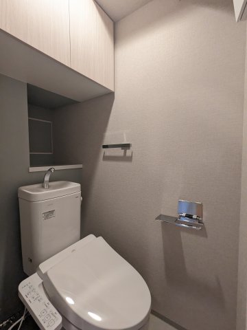 トイレ　落ち着いたトイレです