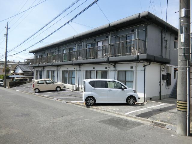 建物外観　塗装をして奇麗になりました。