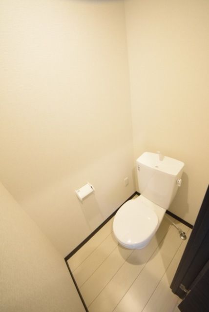 トイレ　お問合せはタウンハウジングまで！※現地待合わせ相談可能