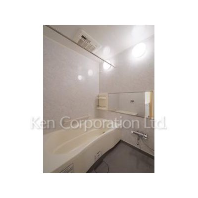 バス・シャワールーム　同タイプ9階のお部屋を撮影。仕様が異なることがあります。